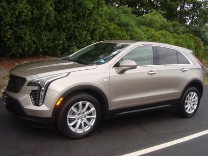 Used 2023 Cadillac XT4 Luxury w/ Cold Weather Package