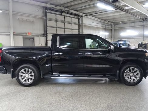 Used 2022 Chevrolet Silverado 1500 High Country w/ LPO, Dark Essentials Package AWD/4WD image 8