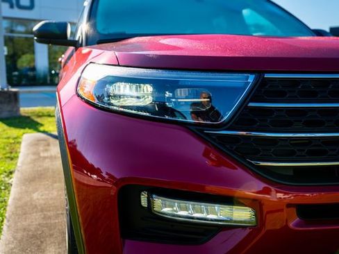 Used 2023 Ford Explorer XLT w/ Equipment Group 202A image 20