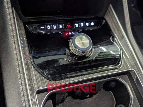Used 2022 Jeep Wagoneer Series II w/ Convenience Group I RWD image 26