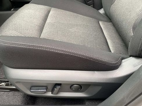 New 2026 Nissan Rogue SV w/ Cold Weather Package AWD/4WD image 9
