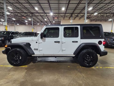 Used 2022 Jeep Wrangler Unlimited Sport S image 7