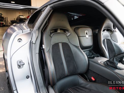 Used 2014 SRT Viper GTS RWD image 26