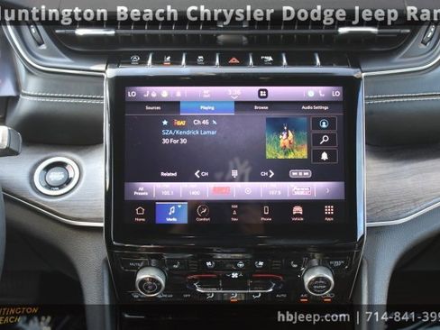 Used 2021 Jeep Grand Cherokee L Overland w/ Luxury Tech Group IV image 13