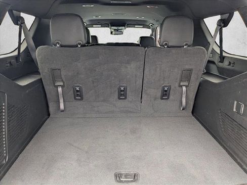 Used 2024 Chevrolet Suburban RST image 6