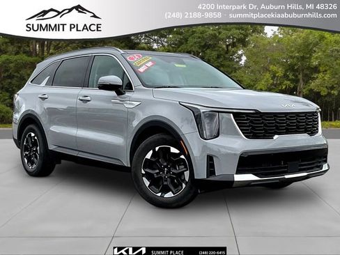Certified 2024 Kia Sorento S w/ Panoramic Sunroof Package FWD image 1