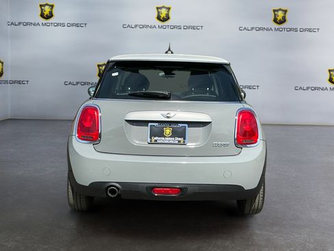 Used 2015 MINI Cooper 2-Door Hardtop image 6