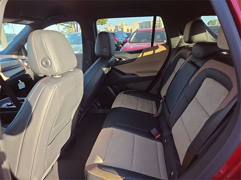 New 2026 Chevrolet Equinox ACTIV image 7