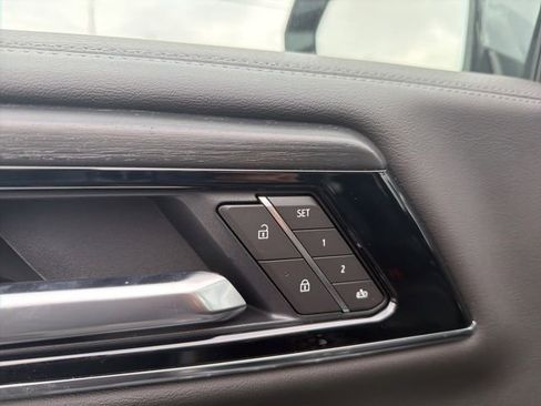 New 2026 GMC Yukon XL Denali image 14