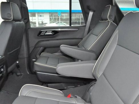 New 2026 Chevrolet Tahoe Premier image 13