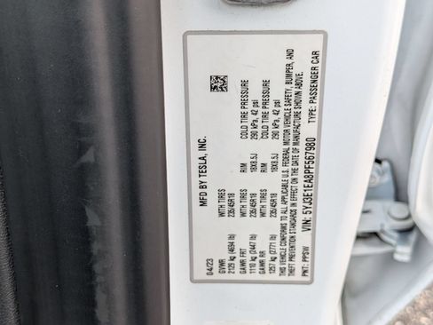 Used 2023 Tesla Model 3 Standard Range RWD image 40