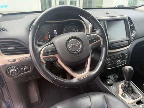 Used 2015 Jeep Cherokee Limited AWD/4WD image 11