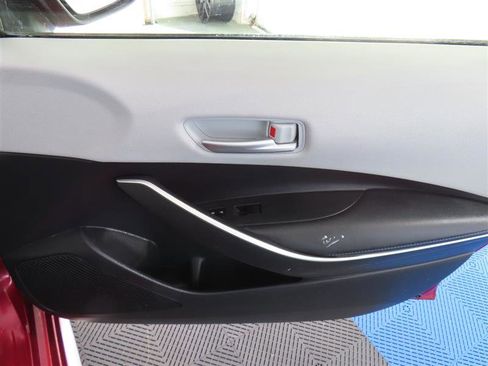 Used 2022 Toyota Corolla SE FWD image 28