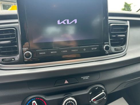 Used 2022 Kia Rio LX FWD image 26