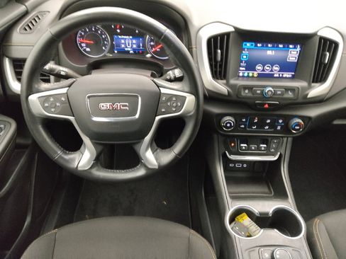 Used 2020 GMC Terrain SLE image 22