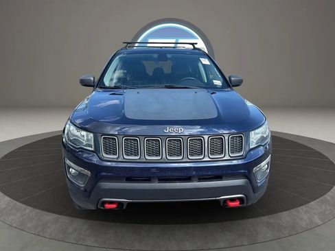 Used 2019 Jeep Compass Trailhawk image 3