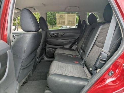 Used 2018 Nissan Rogue SV AWD/4WD image 64