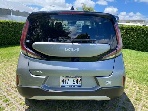 Used 2024 Kia Soul LX w/ Option Group 015 FWD image 24
