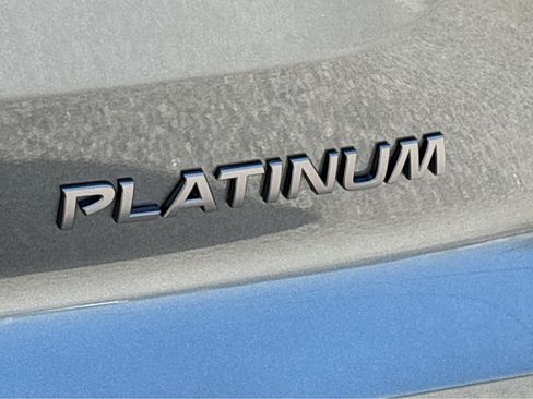 New 2026 Nissan Pathfinder Platinum FWD image 26