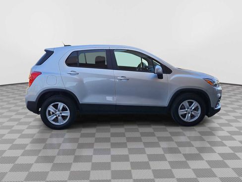 Used 2020 Chevrolet Trax LS w/ Tint and Cruise Package image 9