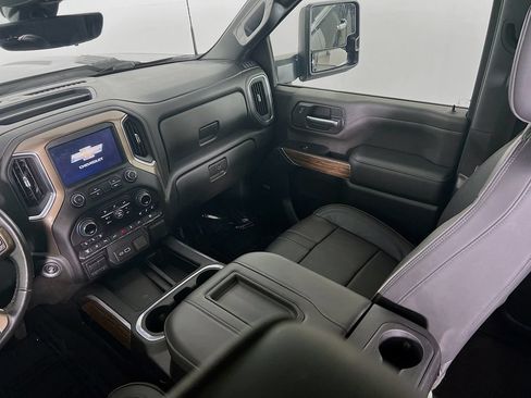 Used 2022 Chevrolet Silverado 2500 High Country AWD/4WD image 24