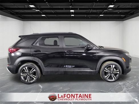 Certified 2023 Chevrolet TrailBlazer LT w/ Convenience Package image 9