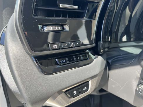 Used 2024 Lexus RX 350 AWD w/ Convenience Package image 17