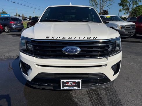 Used 2019 Ford Expedition Limited w/ Equipment Group 303A AWD/4WD image 2