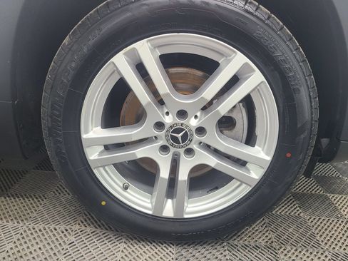 Used 2021 Mercedes-Benz GLB 250 4MATIC image 14