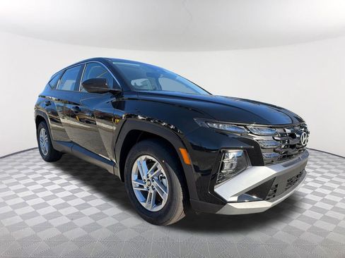 New 2026 Hyundai Tucson SE image 3