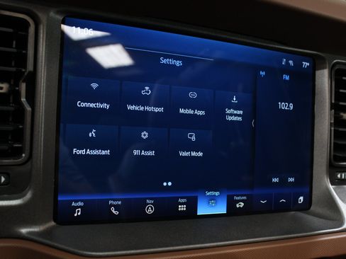 Used 2024 Ford Bronco Outer Banks AWD/4WD image 68