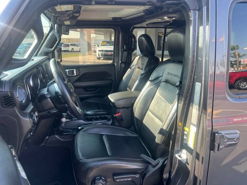 Used 2022 Jeep Wrangler Unlimited Sahara AWD/4WD image 28