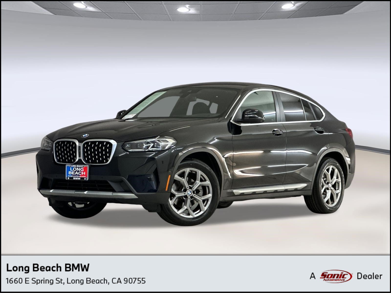 Used 2024 BMW X4 xDrive30i w/ Premium Package AWD/4WD image 1