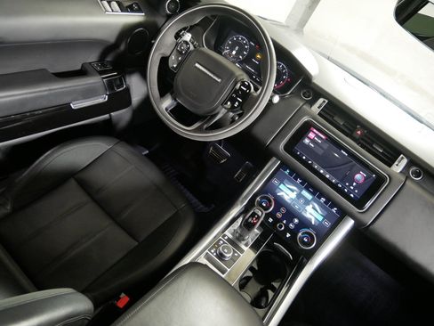 Used 2019 Land Rover Range Rover Sport HST AWD/4WD image 9