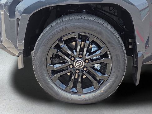 New 2026 Toyota 4Runner Platinum AWD/4WD image 9