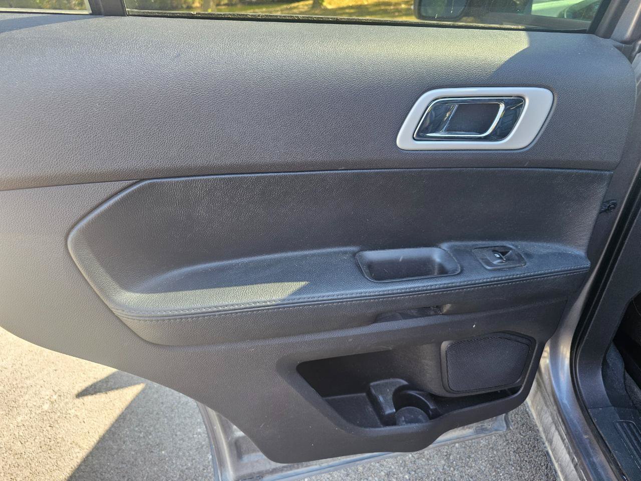 Used 2014 Ford Explorer Limited AWD/4WD image 24