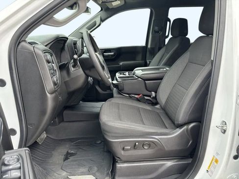 Used 2024 Chevrolet Silverado 1500 Custom image 24