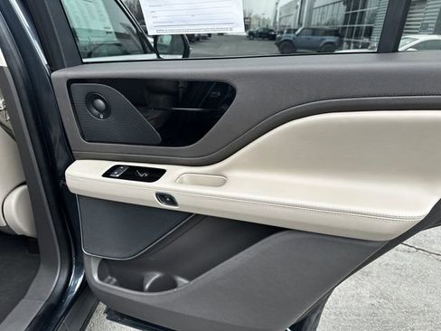 Certified 2023 Lincoln Aviator Reserve w/ Elements Package Plus image 39
