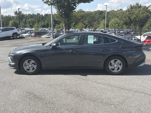 Certified 2026 Hyundai Sonata SE FWD image 4
