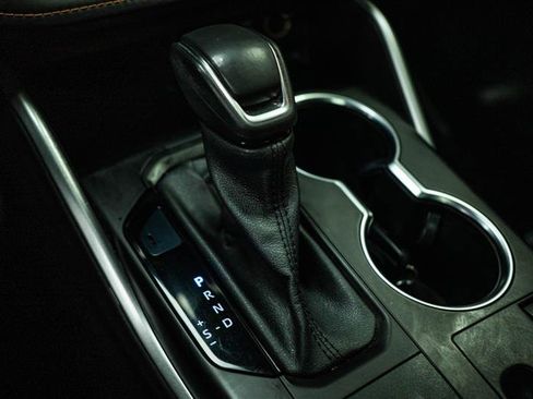 Used 2023 Toyota Highlander Bronze Edition image 21