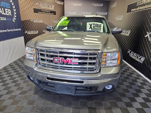 Used 2009 GMC Sierra 1500 SLE w/ Power Pack Plus AWD/4WD image 3