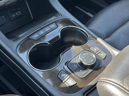 Used 2023 GMC Acadia AT4 w/ Technology Package AWD/4WD image 33