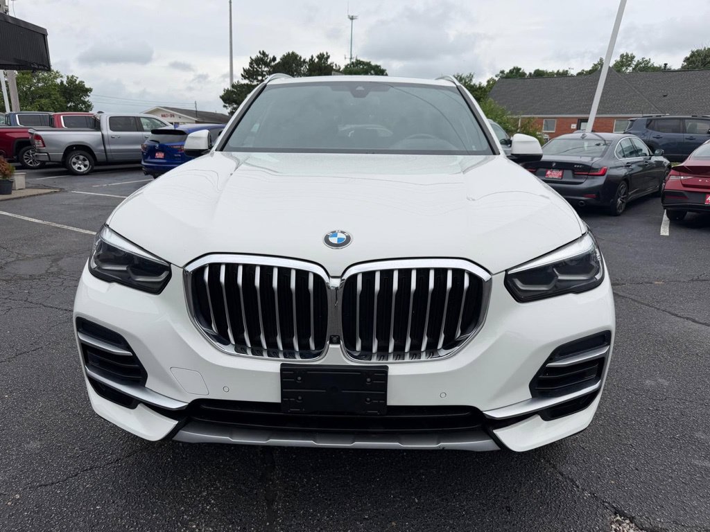 Used 2023 BMW X5 xDrive40i AWD/4WD image 3