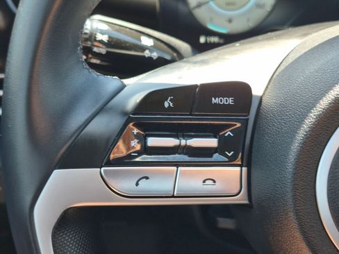 Used 2023 Hyundai Elantra Limited FWD image 19