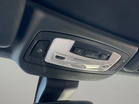 Used 2019 BMW 430i Convertible w/ Convenience Package image 34