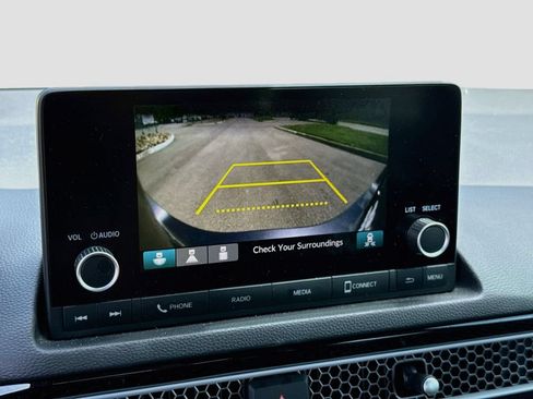 Used 2025 Honda Civic Sport image 14