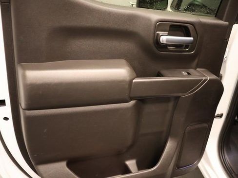 Used 2022 Chevrolet Silverado 1500 Custom Trail Boss image 9