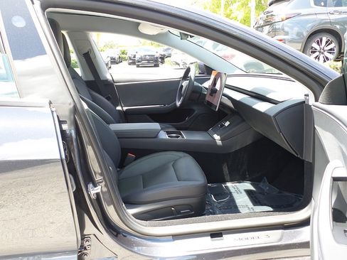 Used 2025 Tesla Model 3 Long Range RWD image 26