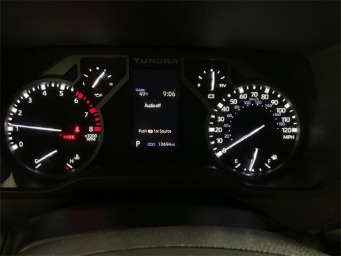 Used 2022 Toyota Tundra SR5 image 18