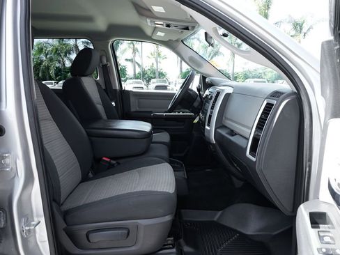 Used 2012 RAM 2500 SLT image 36